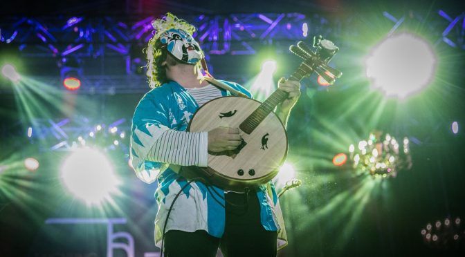 Buy the 50 + Albums !